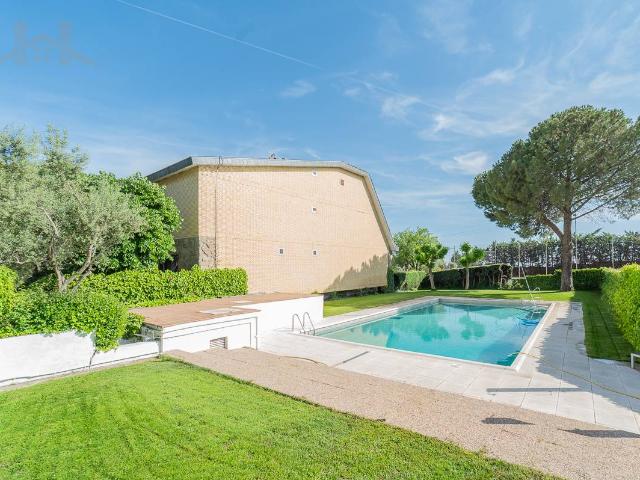 Casa adosada en Venta en Las Matas Peñascales