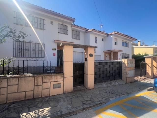 Casa adosada en Venta en Las Atalayas Urmi Cerro de Mar