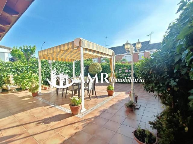 Casa adosada en Venta en Las Américas
