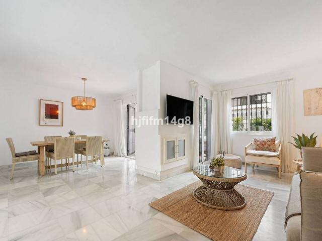 Casa adosada en Venta en Las Brisas