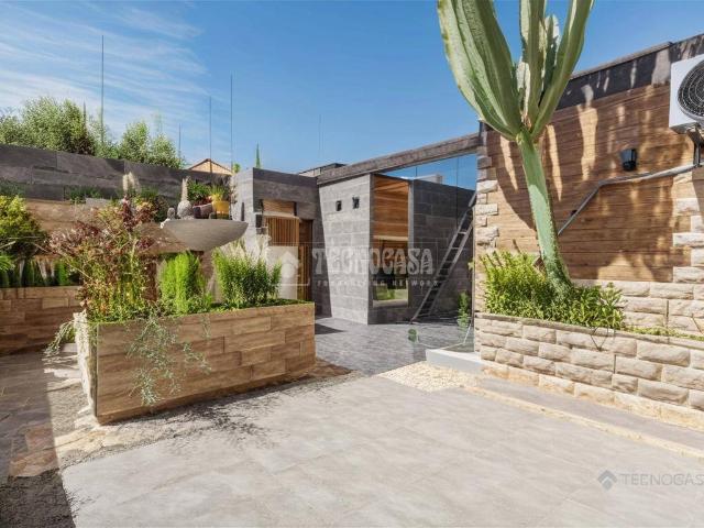 Casa adosada en Venta en Las Cabañuelas