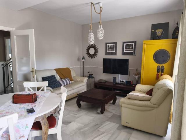 Casa adosada en Venta en Las Canteras