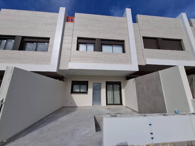 Casa adosada en Venta en Las Fuentes Los Cipreses