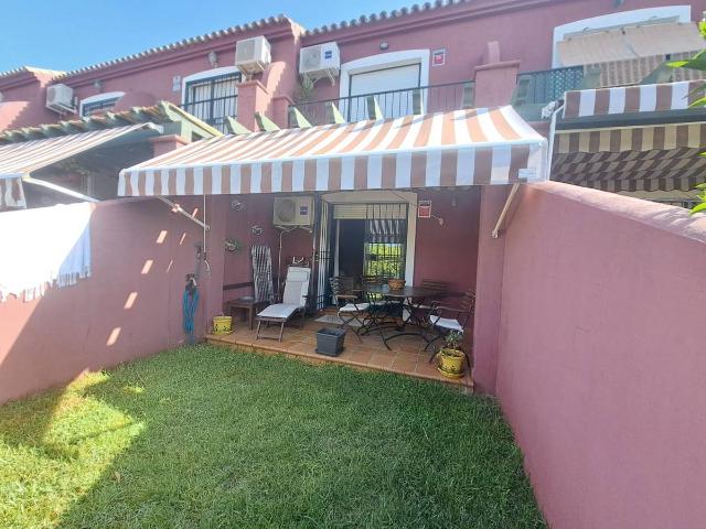 Casa adosada en Venta en Las Lagunas Campano