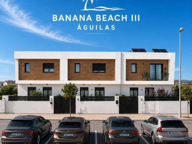 Casa adosada en Venta en Las Lomas Las Yucas