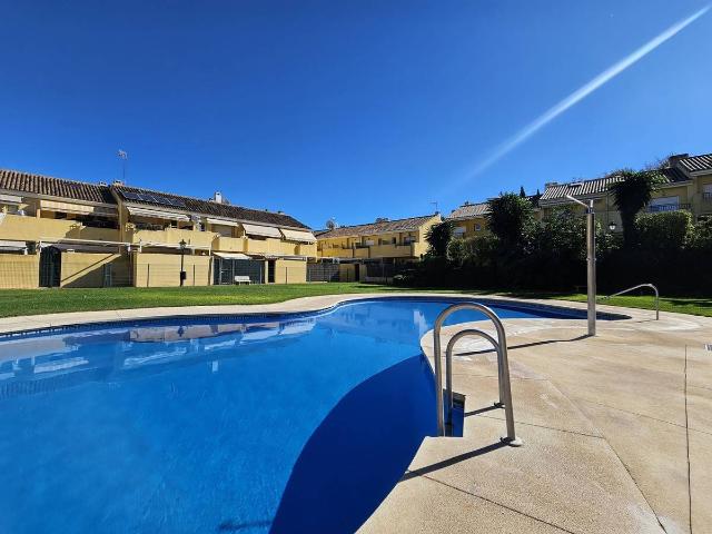 Casa adosada en Venta en Las Lomas