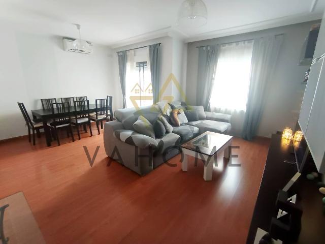 Casa adosada en Venta en Las Lomas