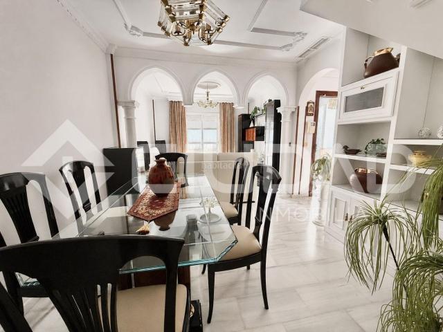 Casa adosada en venta en Lebrija. Casas adosadas.