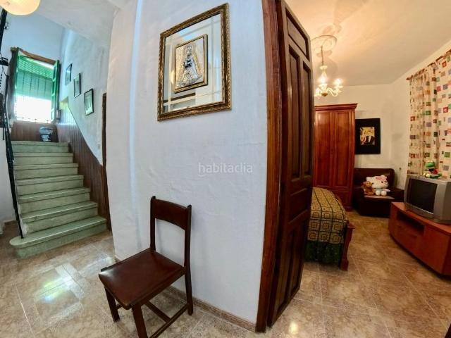 Casa adosada en venta en Lecrín. Casa de pueblo en venta en Chite Valle de Lecrín 5 dormitorios Gran potencial de reforma. Casas adosadas.
