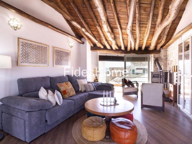 Casa adosada en venta en Lecrín. Un rincón con encanto en el corazón de Chite. Casas adosadas.