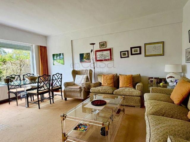 Casa adosada en venta en Leioa, Aldekoena Artatzagana Sarriena. Chalet adosado en Urbanización Mardoena. Casas adosadas.