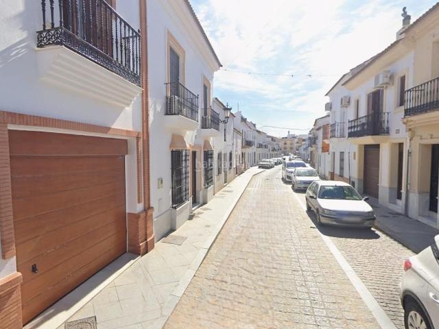 Casa adosada en venta en Lepe. Adosado en Lepe, Huelva. Activo inmobiliario SIN POSESIÓN, NO SE PUEDE VISITAR. Casas adosadas.