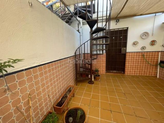 Casa adosada en venta en Lepe. Casa adosada en venta en Lepe Calle Los Olivos. Casas adosadas.
