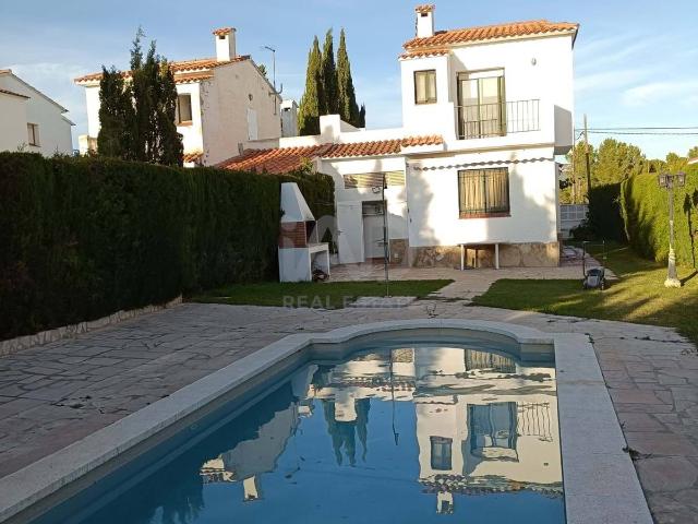 Casa adosada en Venta en Les Tres Cales