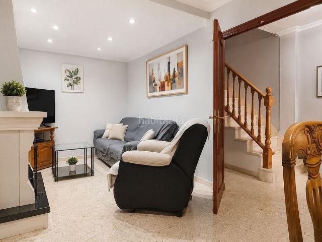 Casa adosada en venta en Línea de la Concepción La, Santa Bárbara Ciudad Deportiva. Casas adosadas Línea de la Concepción.