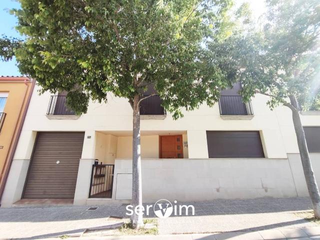 Casa adosada en Venta en Llagostera