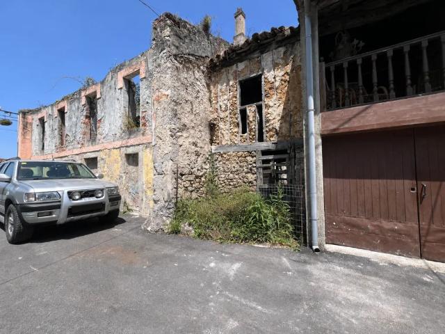 Casa adosada en venta en Llanes, Cué San Roque Andrín. Propiedad para reformar en una de las localidades más demandadas del concejo de Llanes. Casas adosadas.