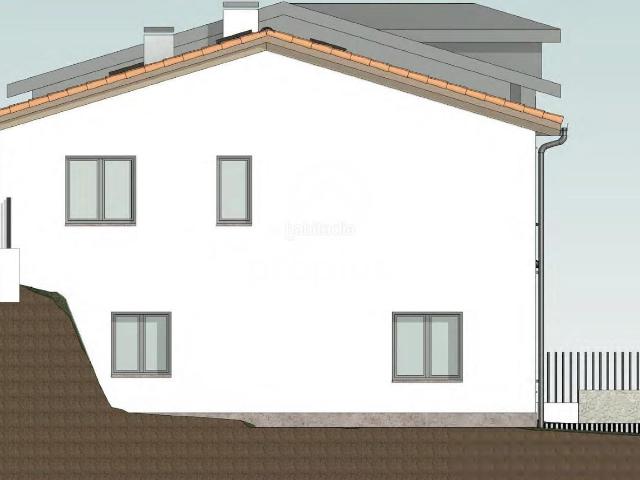 Casa adosada en venta en Llanes, Celorio Poó Parres. CASA TOTALMENTE REFORMADA EN PARRES LLANES. Casas adosadas.