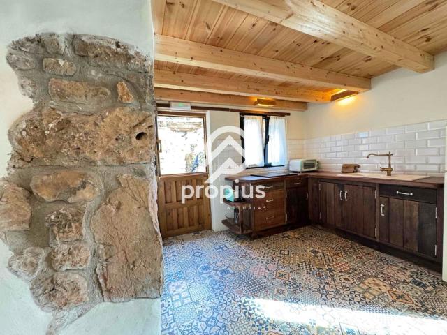 Casa adosada en venta en Llanes, Vibaña Ardisana Caldueño. CASA ADOSADA DE DOS PLANTAS EN RABIAOS. Casas adosadas.