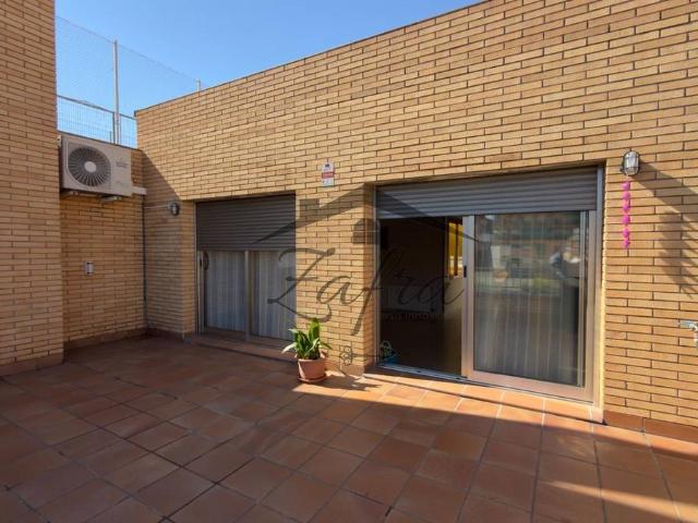Casa adosada en Venta en Llefià