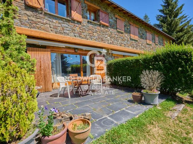 Casa adosada en Venta en Llívia