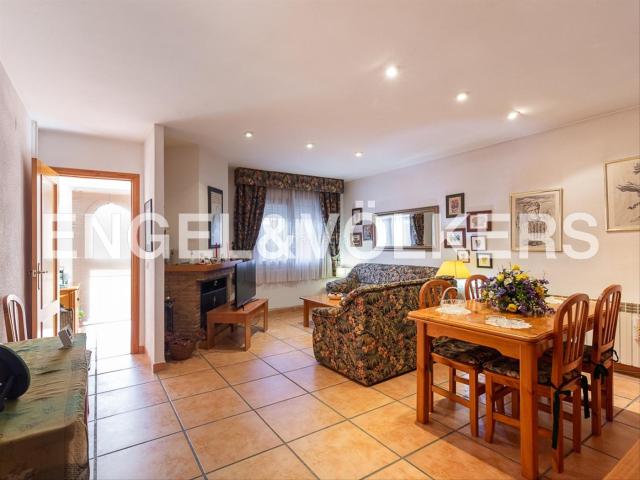 Casa en venta en Llocnou de Sant Jeroni. Coqueto adosado de pueblo a pocos kilómetros de Gandía. Casas Llocnou de Sant.
