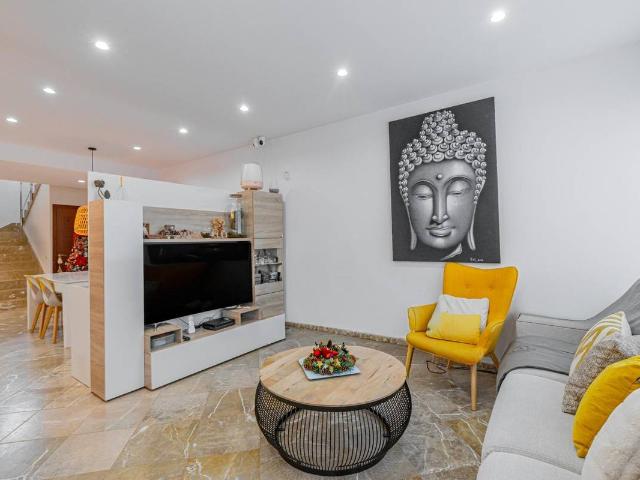 Casa adosada en Venta en Lloseta