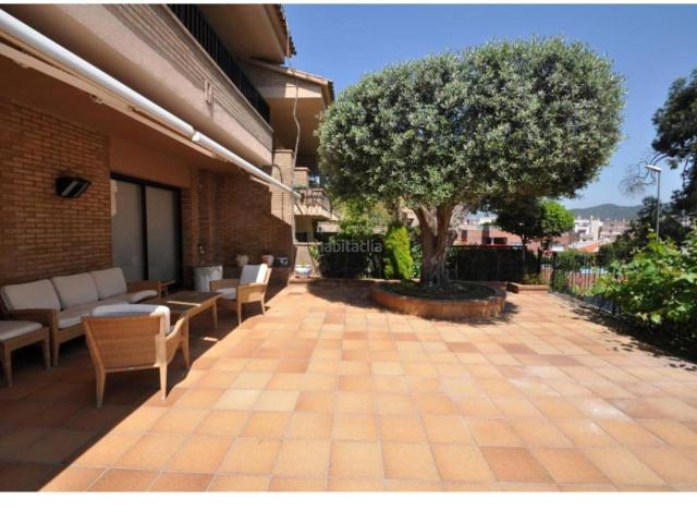 Casa adosada en venta en Lloret de Mar, Centre Costa Brava. Primera linea! Casa adosada de lujo. Casas adosadas Lloret de.