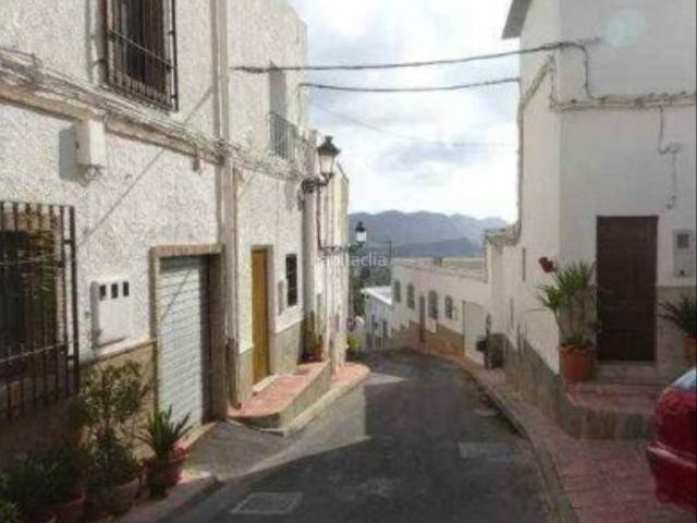 Casa adosada en venta en Lucainena de las Torres. Casas adosadas Lucainena de las.