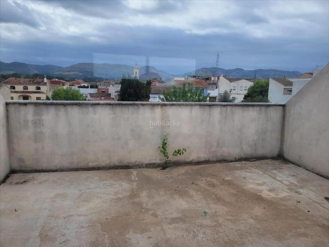 Casa adosada en venta en Lugar Nuevo de Fenollet. Casas adosadas Lugar Nuevo de.