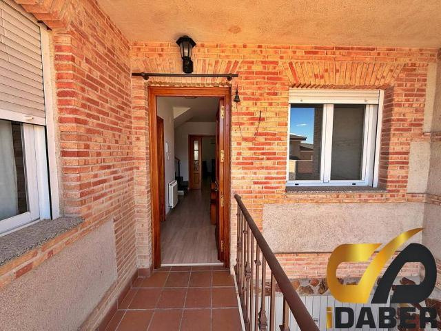 Casa adosada en Venta en Mocejón