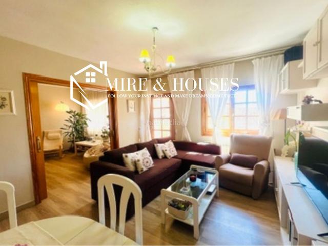 Casa adosada en venta en Molar El. OPORTUNIDAD PARA INVERTIR. Casas adosadas Molar.