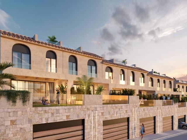 Casa adosada en Venta en Monda