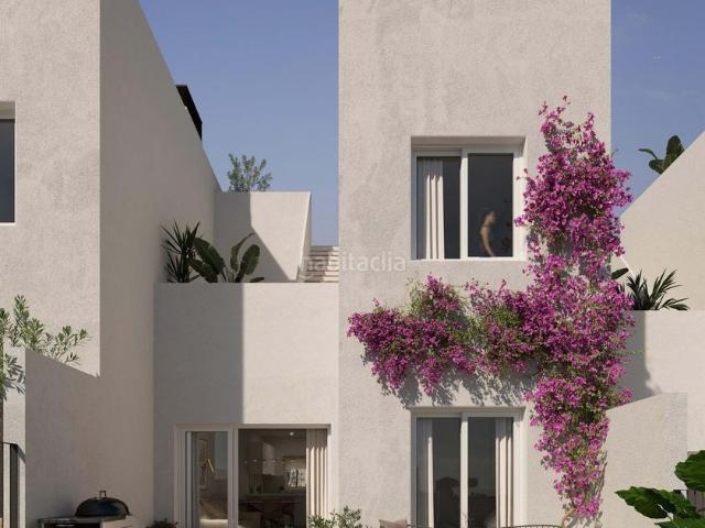 Casa adosada en venta en Monforte del Cid. Casas adosadas Monforte del.