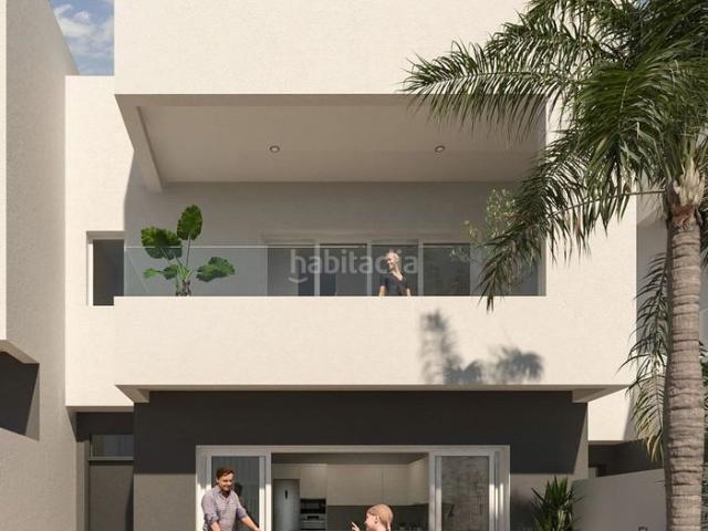 Casa adosada en venta en Monforte del Cid. Casas adosadas Monforte del.