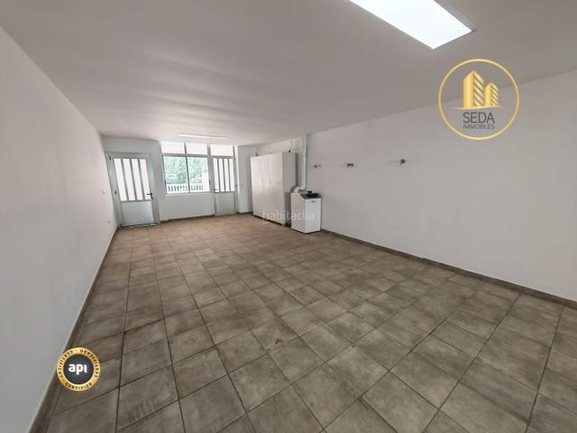 Casa adosada en venta en Monistrol de Montserrat. Amplia casa adosada con terrazas, balsa y garaje de 70 m² en Monistrol de Montserrat. Casas adosadas Monistrol de.