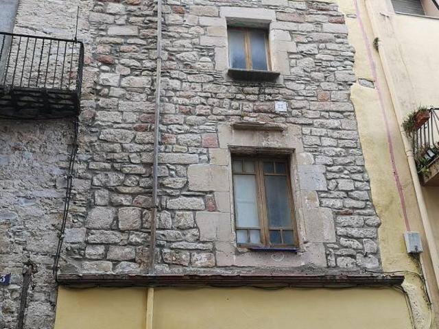 Casa adosada en venta en Monistrol de Montserrat, de 400 m² 5 habitaciones por 65.000