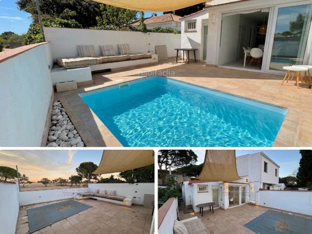 Casa adosada en venta en Mont roig del Camp, Platja de Mont roig Costa Dorada. ¡Casa pareada recién reformada a 200 metros del mar en Mont Roig Bahía!. Casas adosadas Mont roig del.