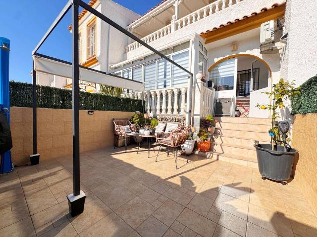 Casa adosada en Venta en Monte y Mar