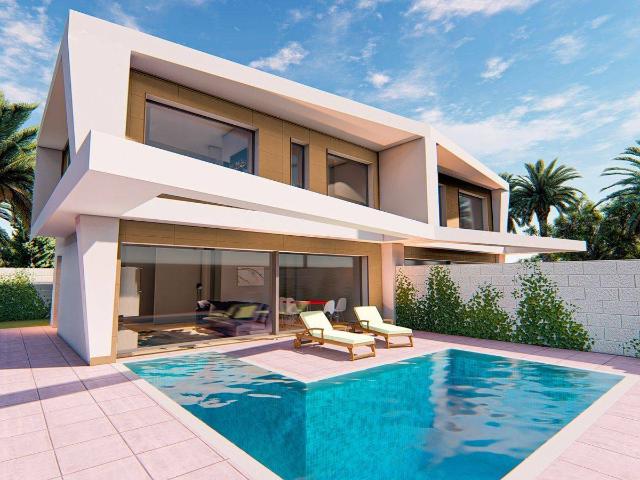 Casa adosada en Venta en Monte y Mar