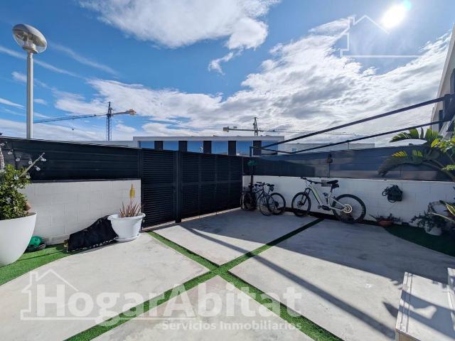 Casa adosada en Venta en Monte y Mar