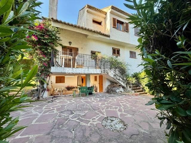 Casa adosada en Venta en Monteamor La Carrasca El Peucal
