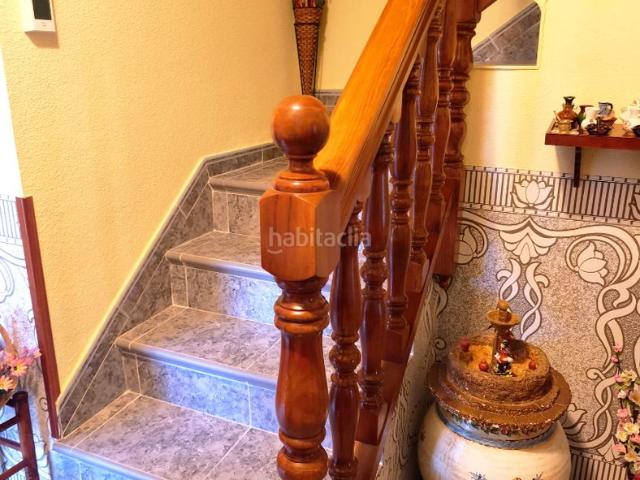 Casa adosada en venta en Montearagón. Casas adosadas.