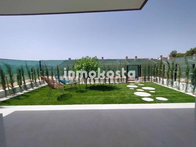Casa adosada en Venta en Montebello Nou Espai