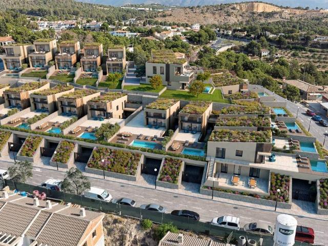 Casa adosada en Venta en Montebello Nou Espai