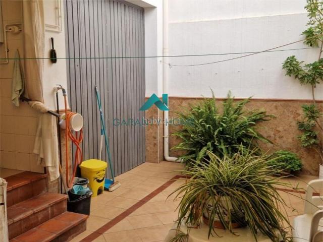 Casa adosada en venta en Montefrío. Adosado en venta en Montefrío, Granada. Casas adosadas.