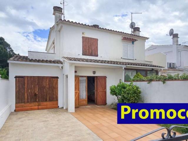 Casa adosada en Venta en Montgó