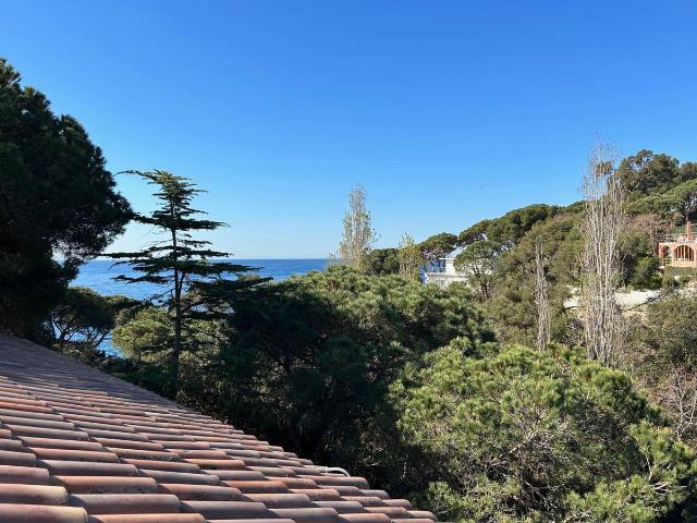 Casa adosada en Venta en Montgoda