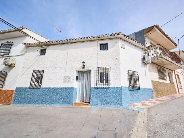 Casa adosada en venta en Montillana. OPORTUNIDAD EN MONTILLANA. Casas adosadas.