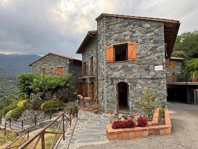 Casa adosada en venta en Montseny, de 100 m² 3 habitaciones por 350.000